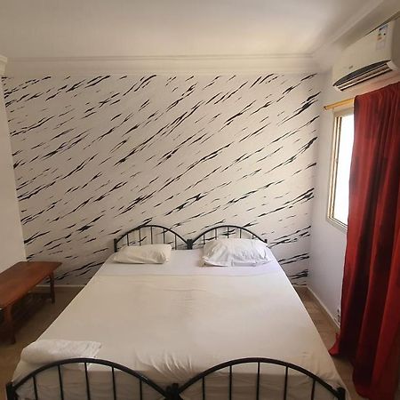 Bricos Appartement Sud Foire 达喀尔 外观 照片