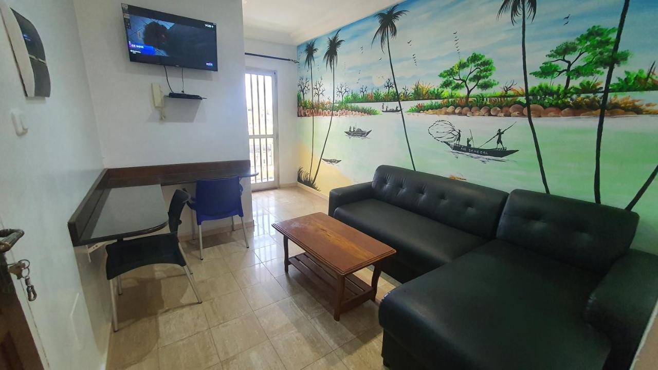 Bricos Appartement Sud Foire 达喀尔 外观 照片