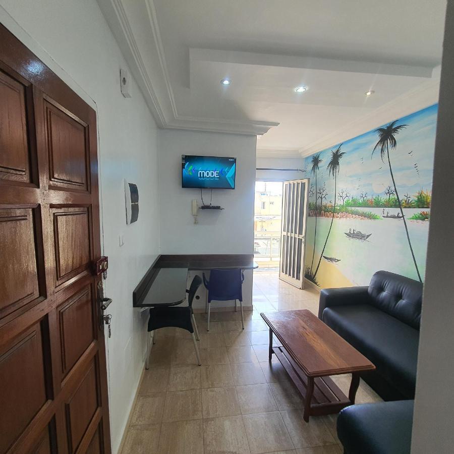 Bricos Appartement Sud Foire 达喀尔 外观 照片
