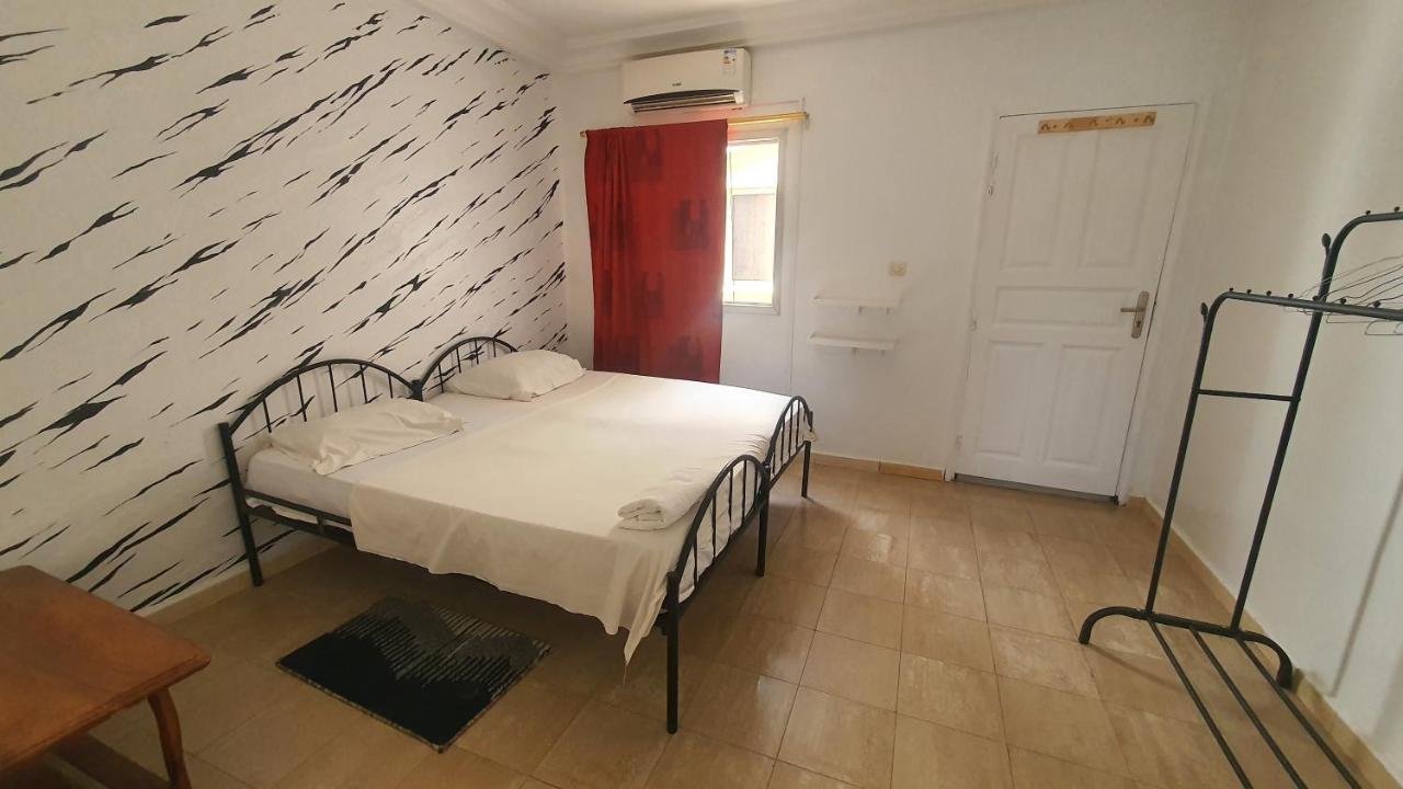 Bricos Appartement Sud Foire 达喀尔 外观 照片